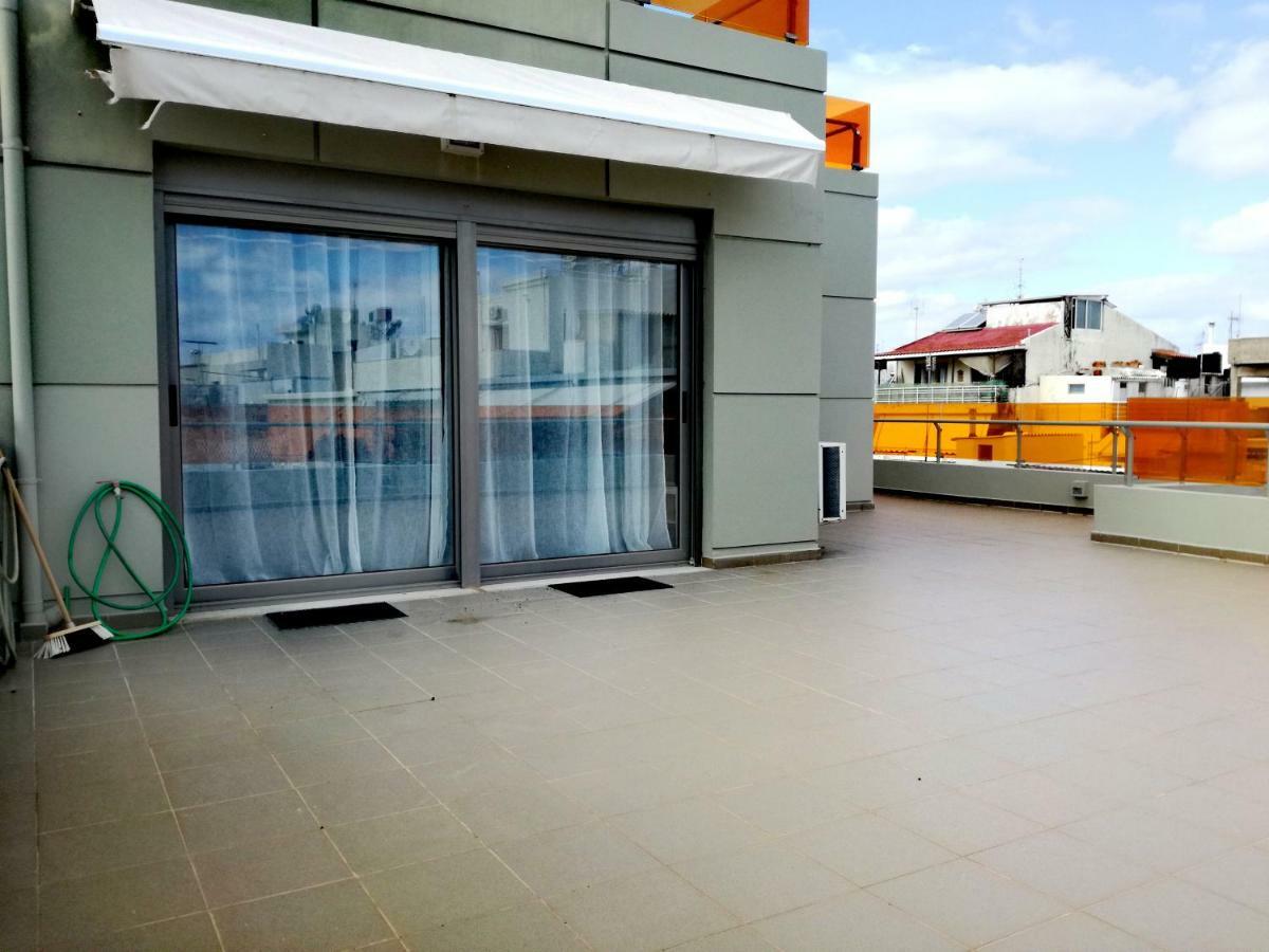 Spacious And Modern Downtown Apartment Iráclio Exterior foto